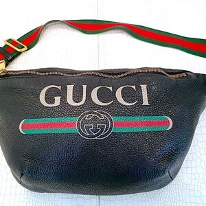 Extremely Rare XL Gucci Black Gucci Printed Bum Bag Crossbody Italian Ca…